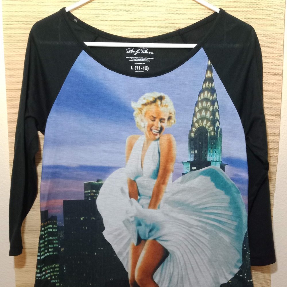 Marilyn Monroe jersey shirt
